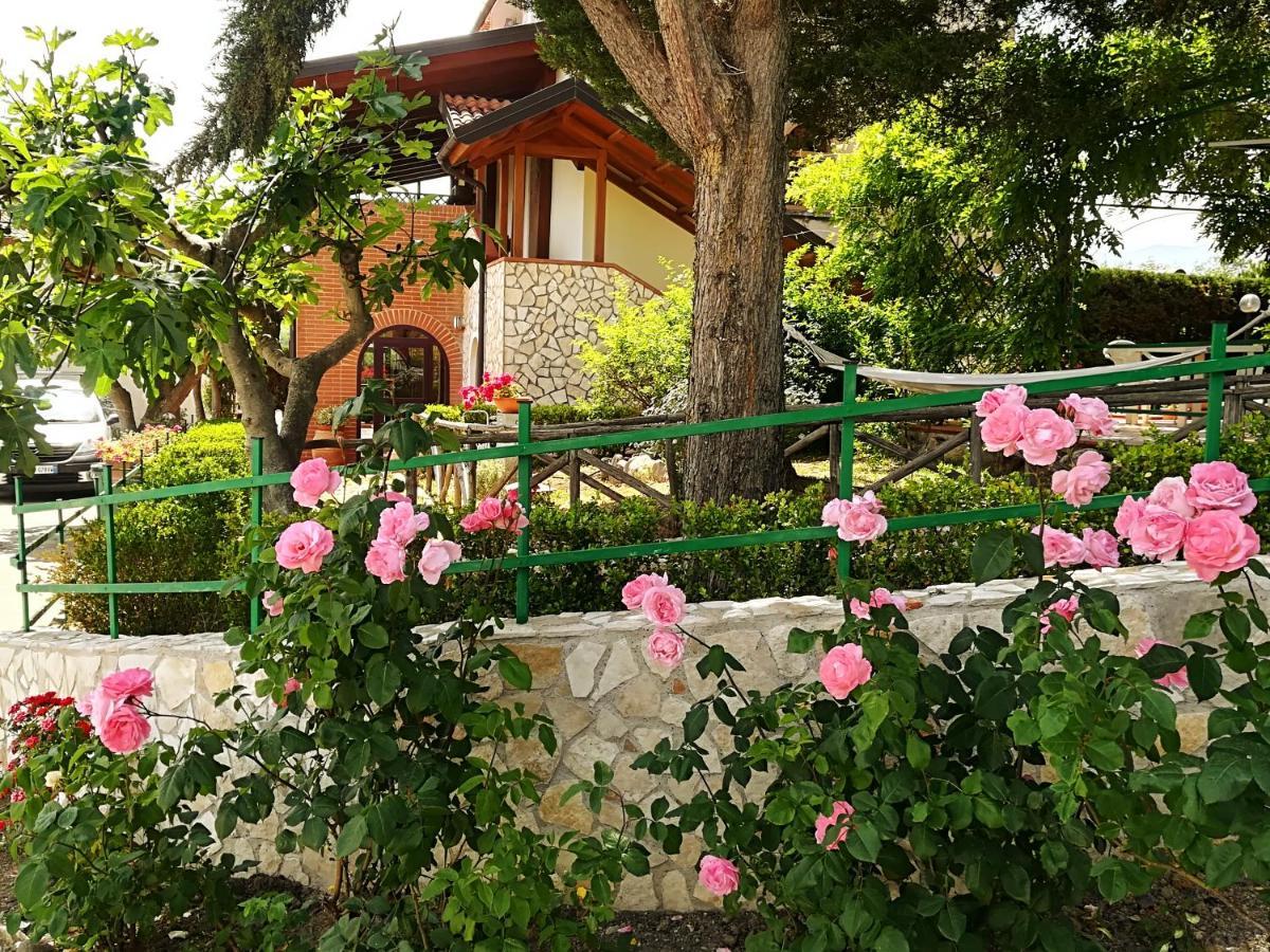ريندي La Dimora Di Radha B&B Centro Olistico المظهر الخارجي الصورة