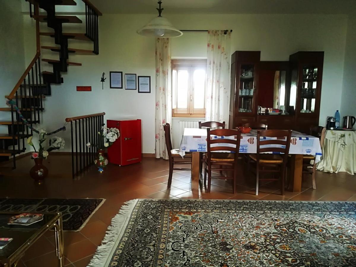 ريندي La Dimora Di Radha B&B Centro Olistico المظهر الخارجي الصورة