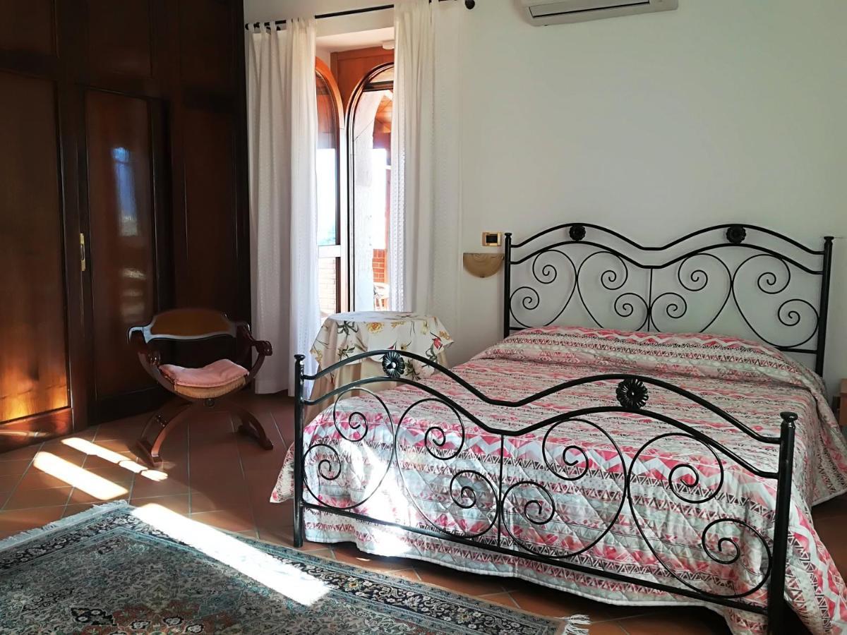ريندي La Dimora Di Radha B&B Centro Olistico المظهر الخارجي الصورة