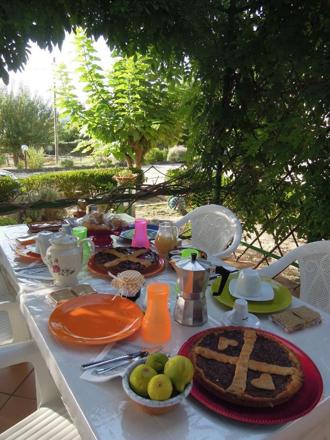 ريندي La Dimora Di Radha B&B Centro Olistico المظهر الخارجي الصورة
