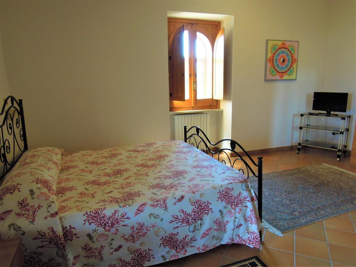 ريندي La Dimora Di Radha B&B Centro Olistico المظهر الخارجي الصورة